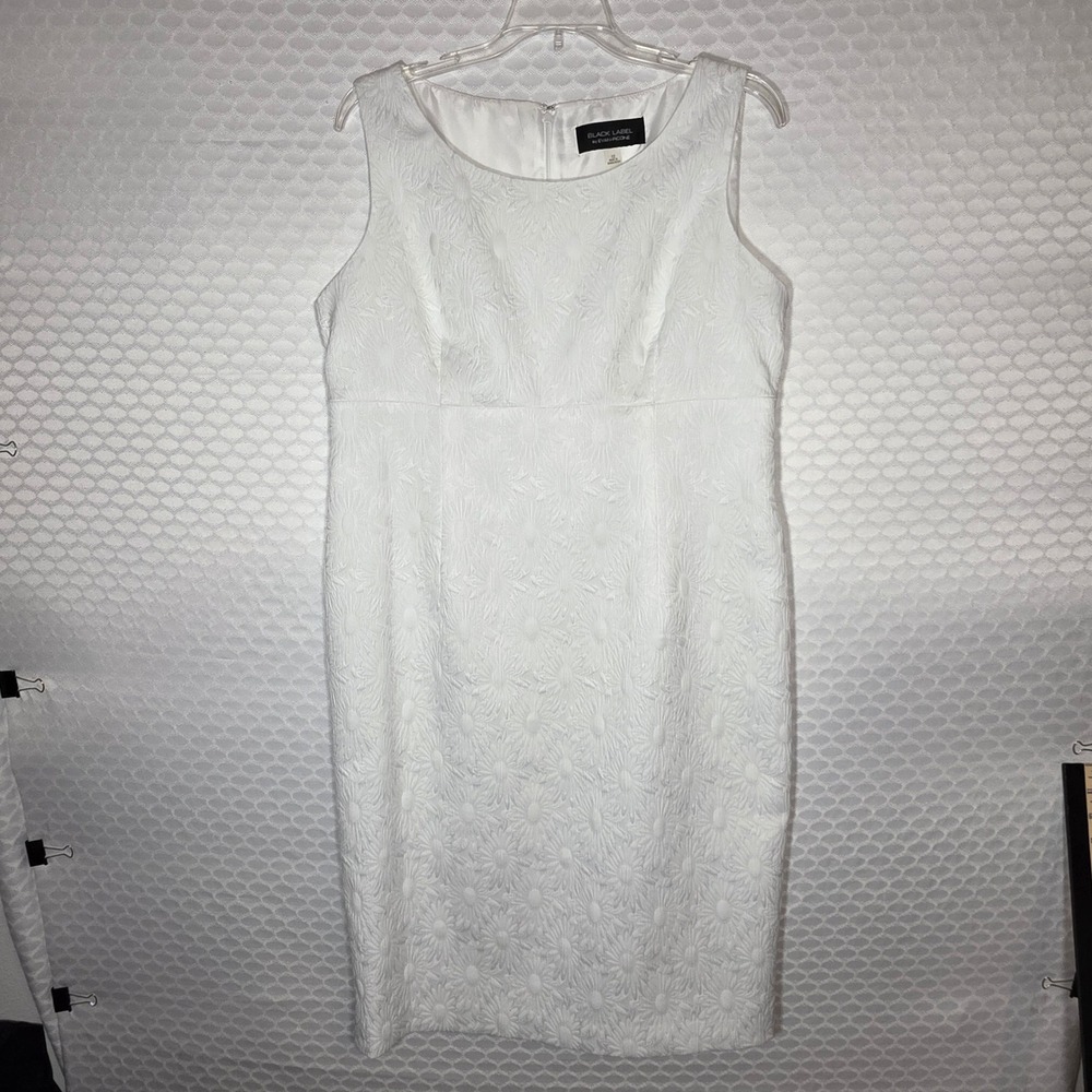Black Label by Evan-Picone White Floral Jacquard Sheath Dress Size 12 Sleeveless